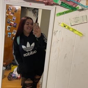 Meet your Posher, Jade